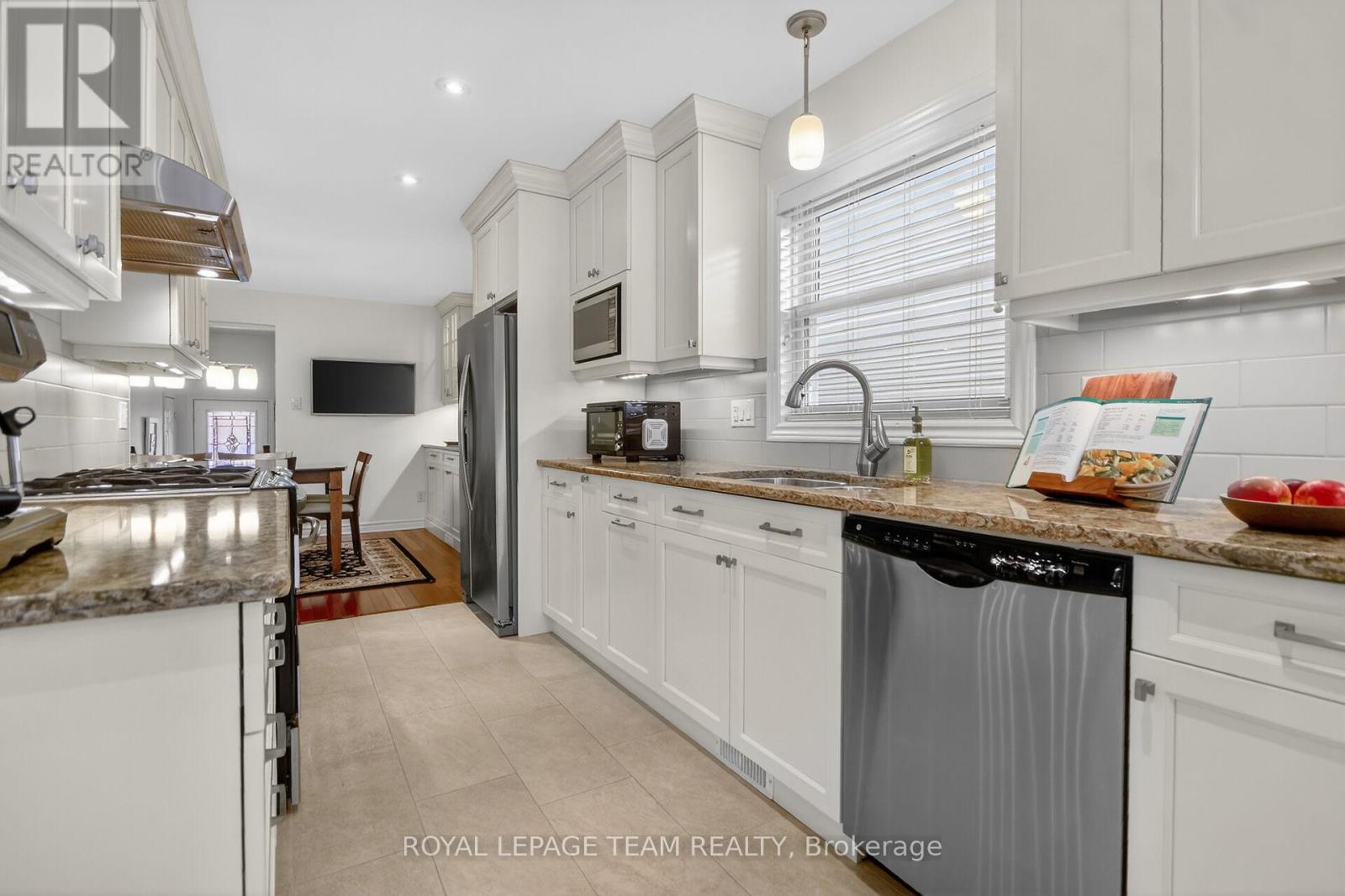 210 Hunterbrook Street N, Ottawa, Ontario  K2K 0E6 - Photo 20 - X12987122