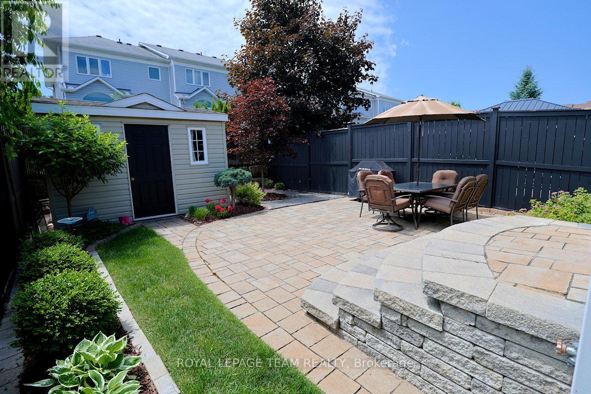 210 Hunterbrook Street N, Ottawa, Ontario  K2K 0E6 - Photo 5 - X12987122