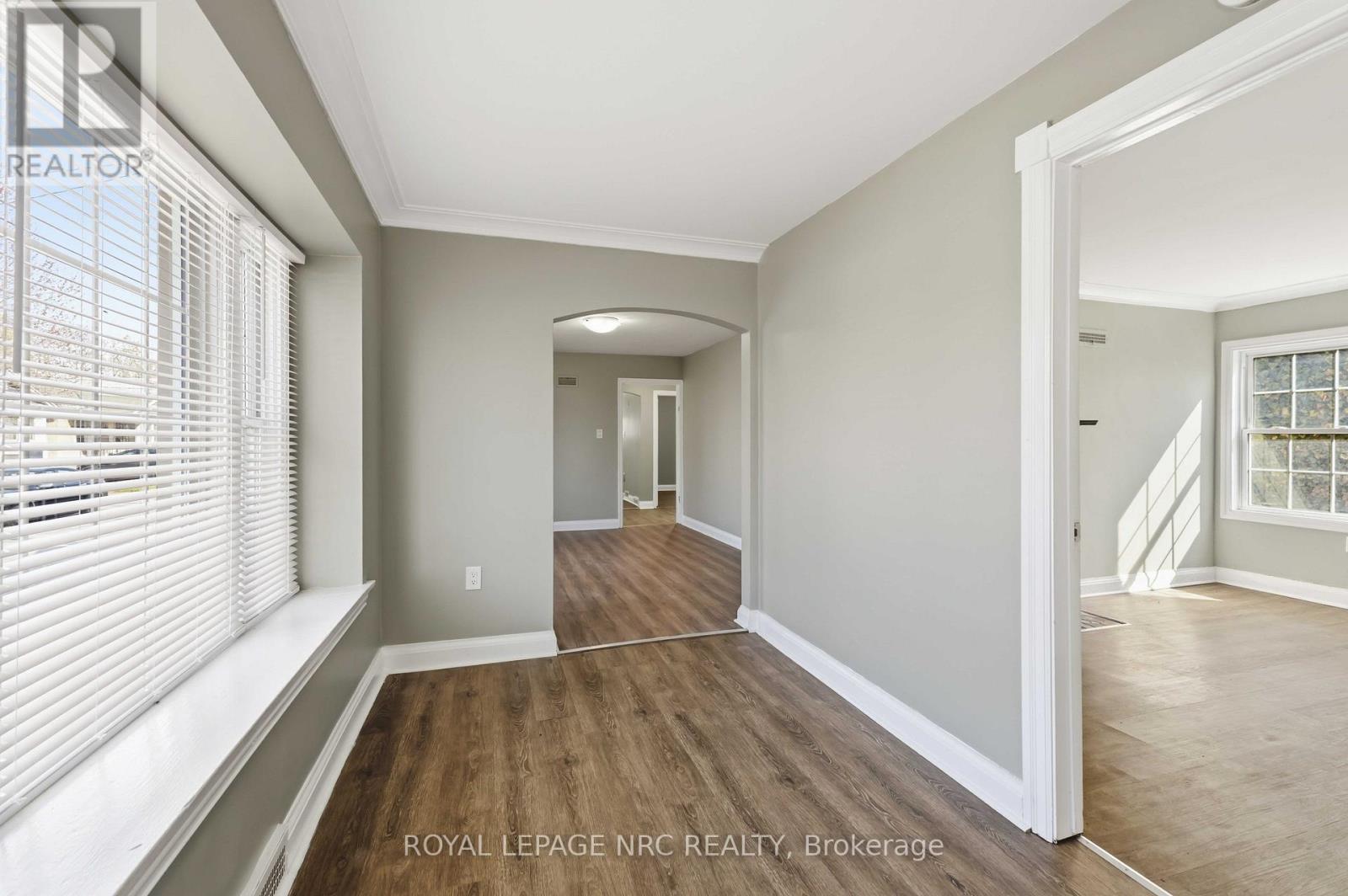 1 Linwood Street, St. Catharines, Ontario  L2N 2H4 - Photo 12 - X12987106