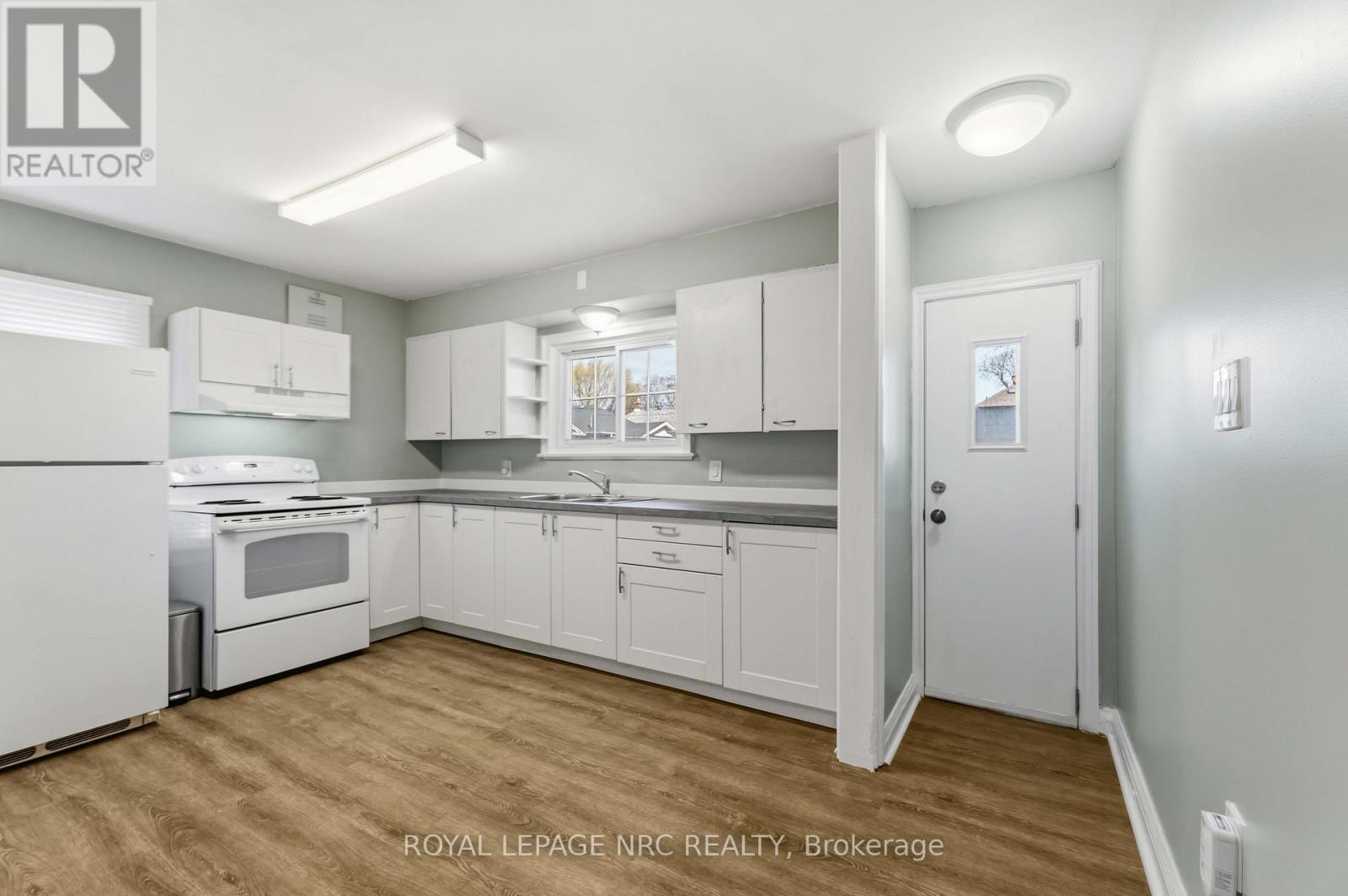 1 Linwood Street, St. Catharines, Ontario  L2N 2H4 - Photo 19 - X12987106