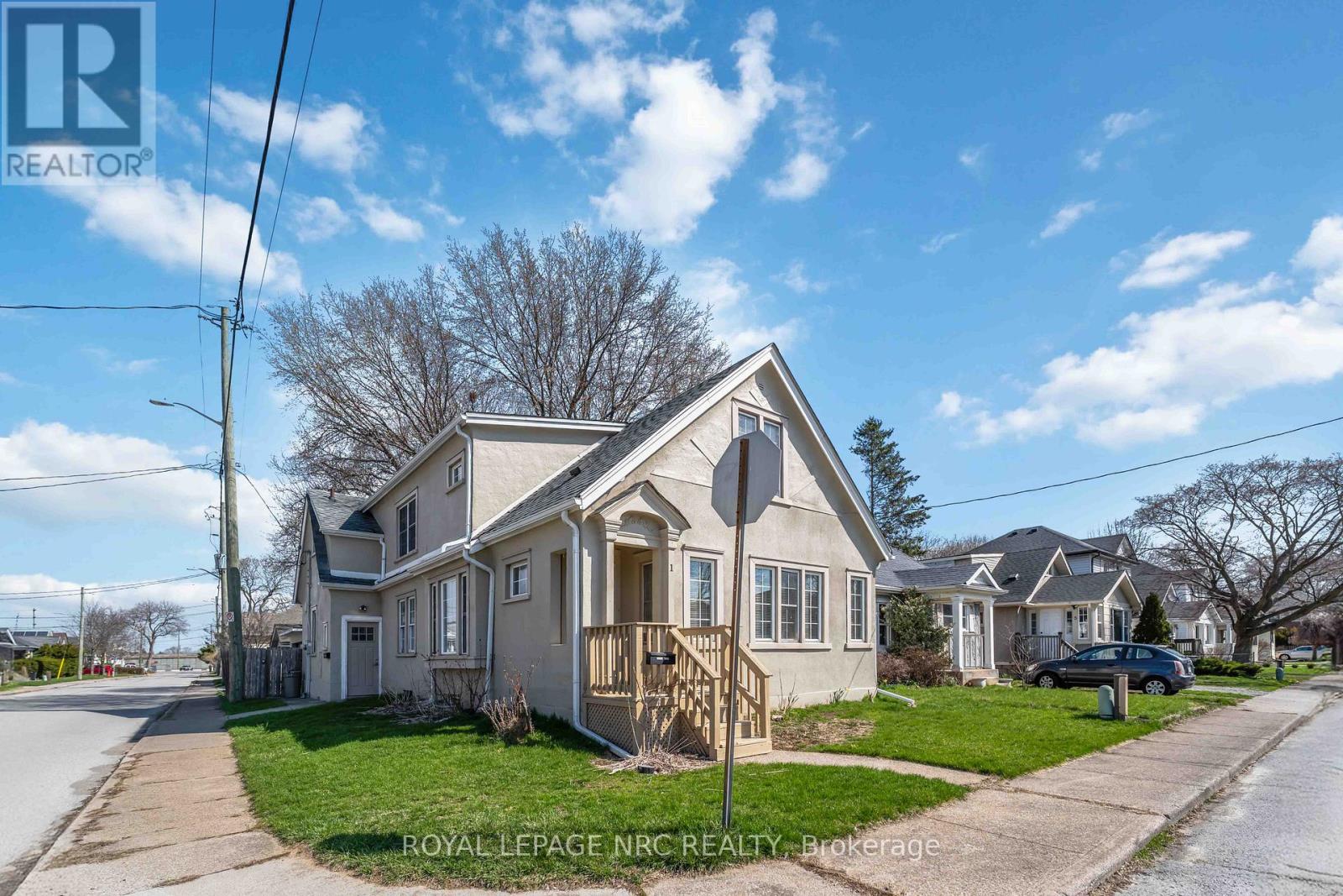 1 Linwood Street, St. Catharines, Ontario  L2N 2H4 - Photo 2 - X12987106