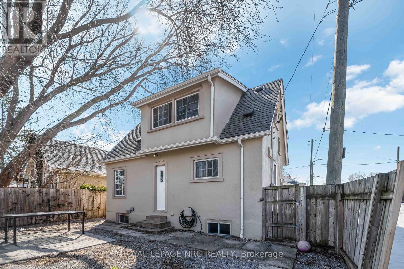 1 Linwood Street, St. Catharines, Ontario  L2N 2H4 - Photo 39 - X12987106