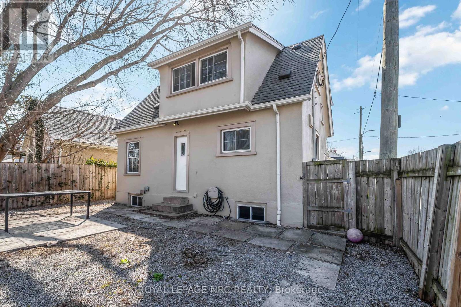 1 Linwood Street, St. Catharines, Ontario  L2N 2H4 - Photo 40 - X12987106