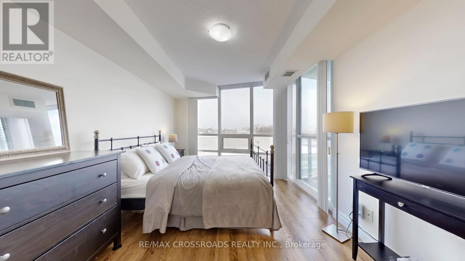 702 - 35 Hollywood Avenue, Toronto, Ontario  M2N 0A9 - Photo 22 - C12987164