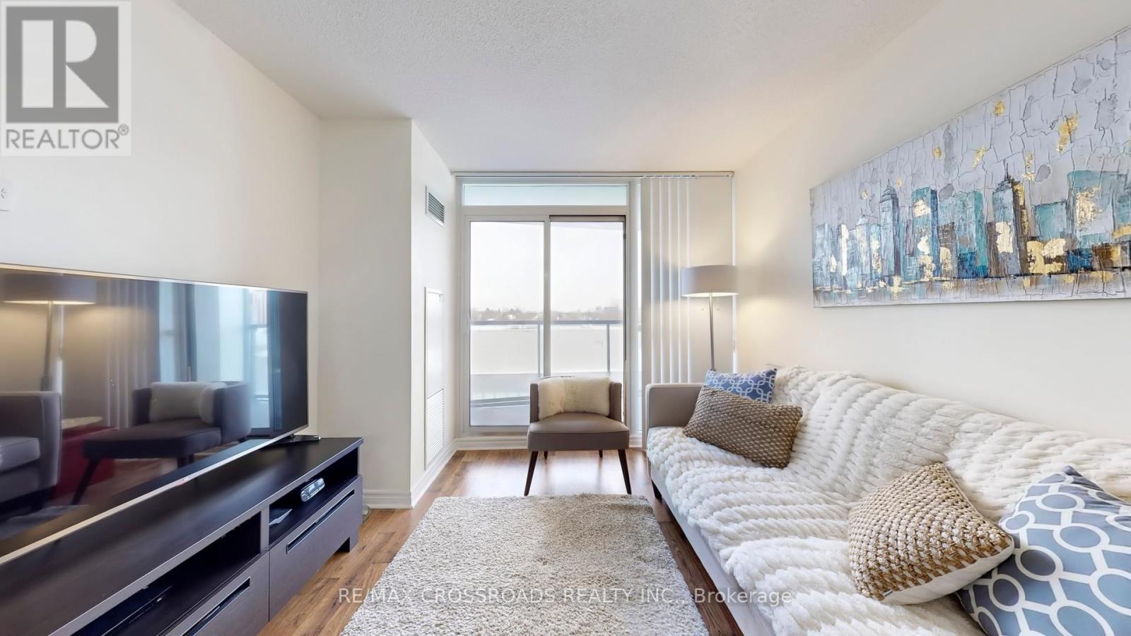 702 - 35 Hollywood Avenue, Toronto, Ontario  M2N 0A9 - Photo 4 - C12987164