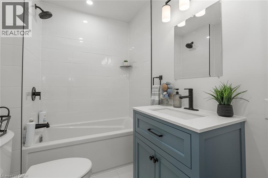 5789 N Kennisis Lake Road, Haliburton, Ontario  K0M 1M0 - Photo 15 - 40803435