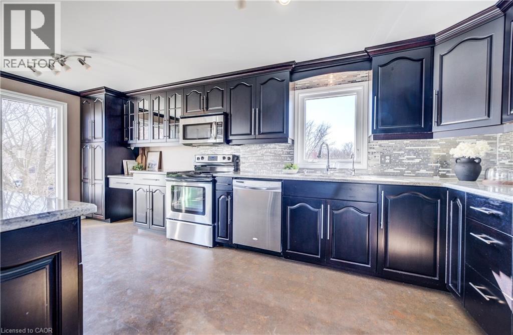 24 Farmington Place, Kitchener, Ontario  N2P 1Y3 - Photo 11 - 40819914