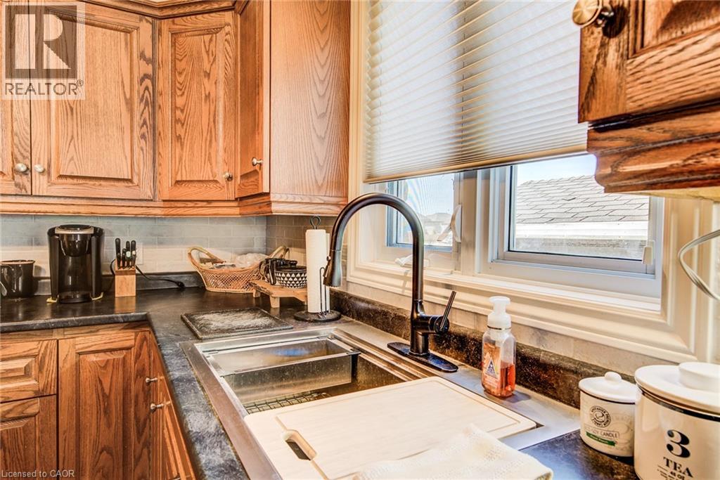 247 Armstrong Street W, Listowel, Ontario  N4W 3V8 - Photo 12 - 40817703