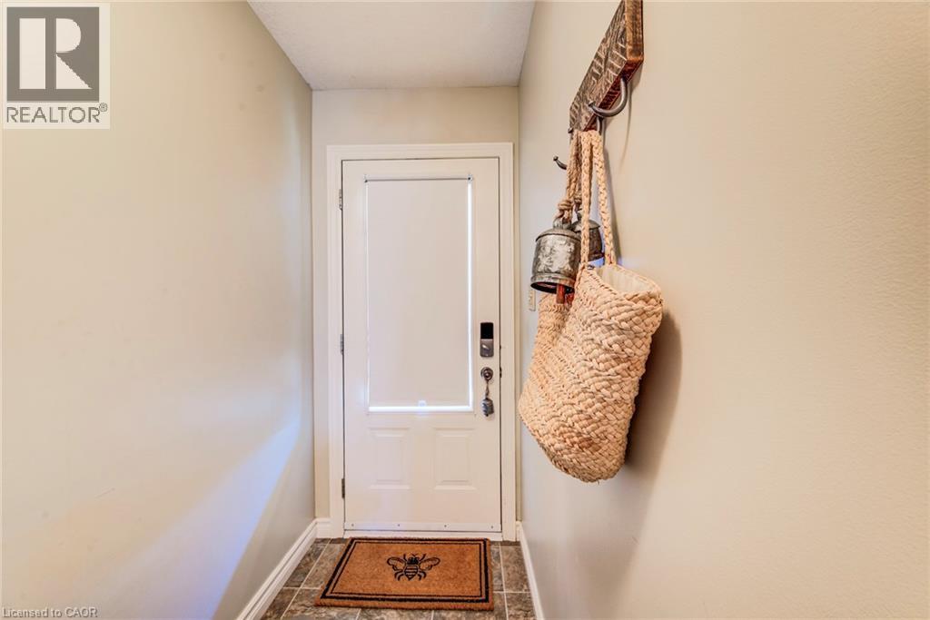 247 Armstrong Street W, Listowel, Ontario  N4W 3V8 - Photo 5 - 40817703