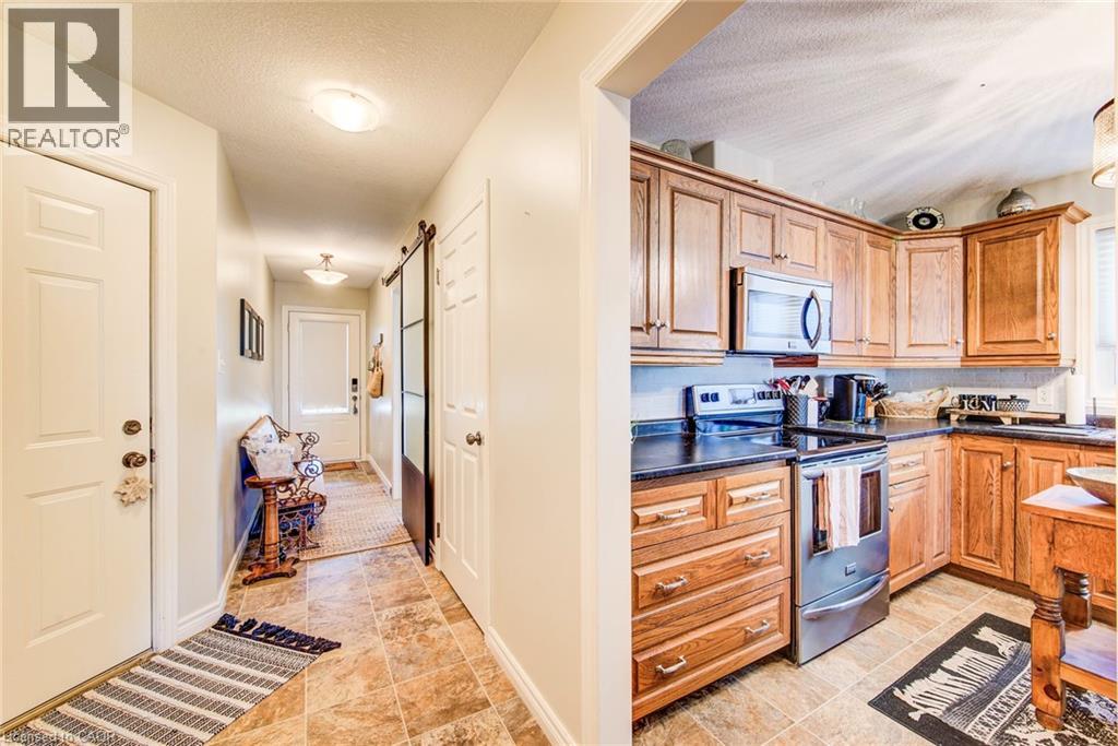 247 Armstrong Street W, Listowel, Ontario  N4W 3V8 - Photo 8 - 40817703