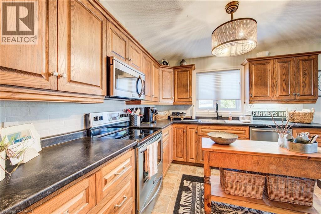 247 Armstrong Street W, Listowel, Ontario  N4W 3V8 - Photo 9 - 40817703