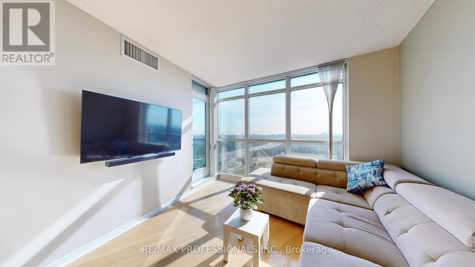 2705 - 30 Harrison Garden Boulevard, Toronto, Ontario M2N 7A9 - Photo 11 - C12986932