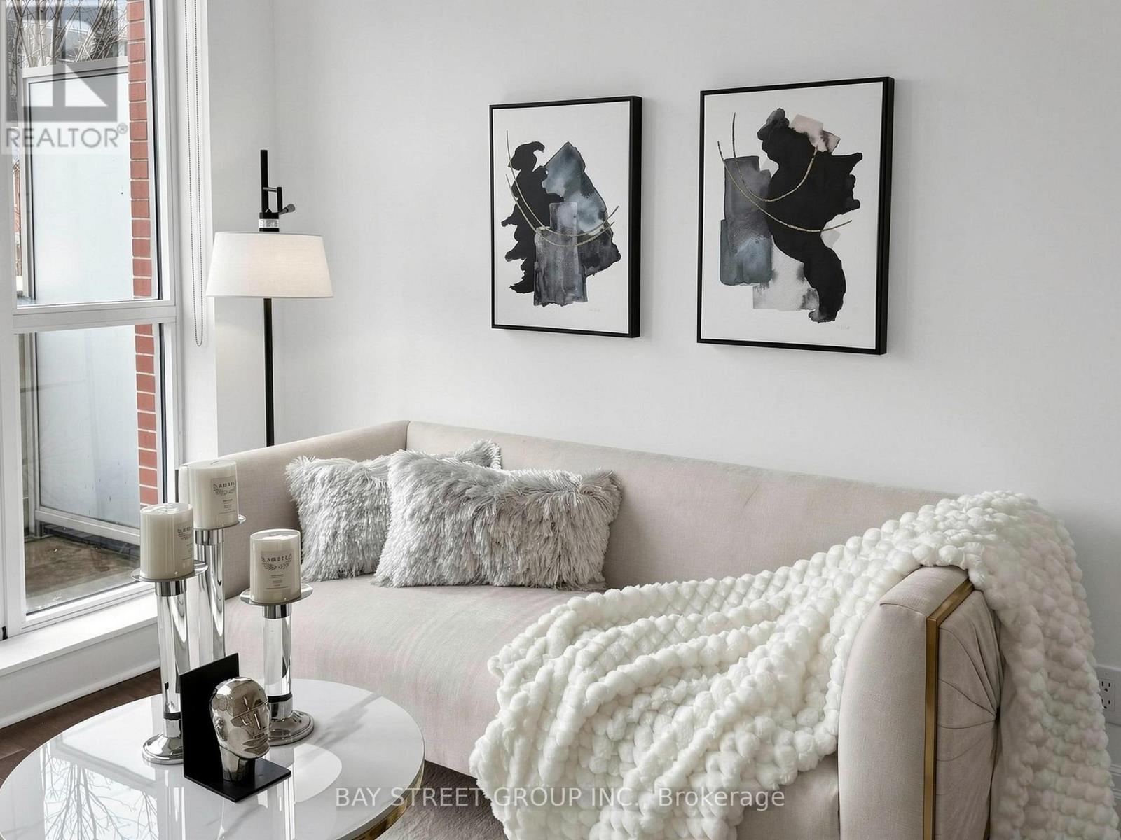 308 - 21 Upper Duke Crescent, Markham, Ontario  L6G 0B7 - Photo 12 - N12987116