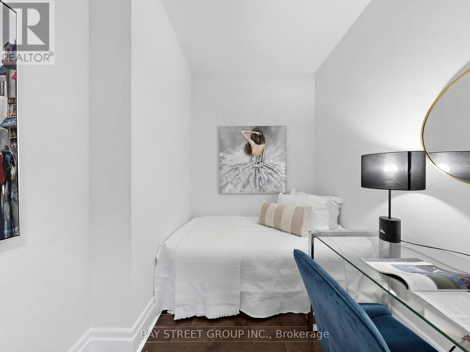 308 - 21 Upper Duke Crescent, Markham, Ontario  L6G 0B7 - Photo 18 - N12987116