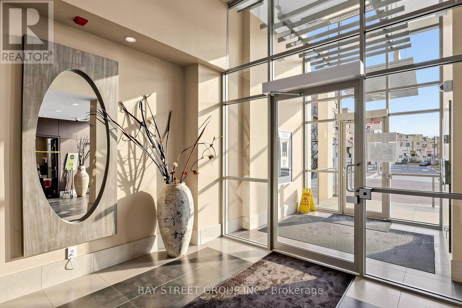 308 - 21 Upper Duke Crescent, Markham, Ontario  L6G 0B7 - Photo 24 - N12987116