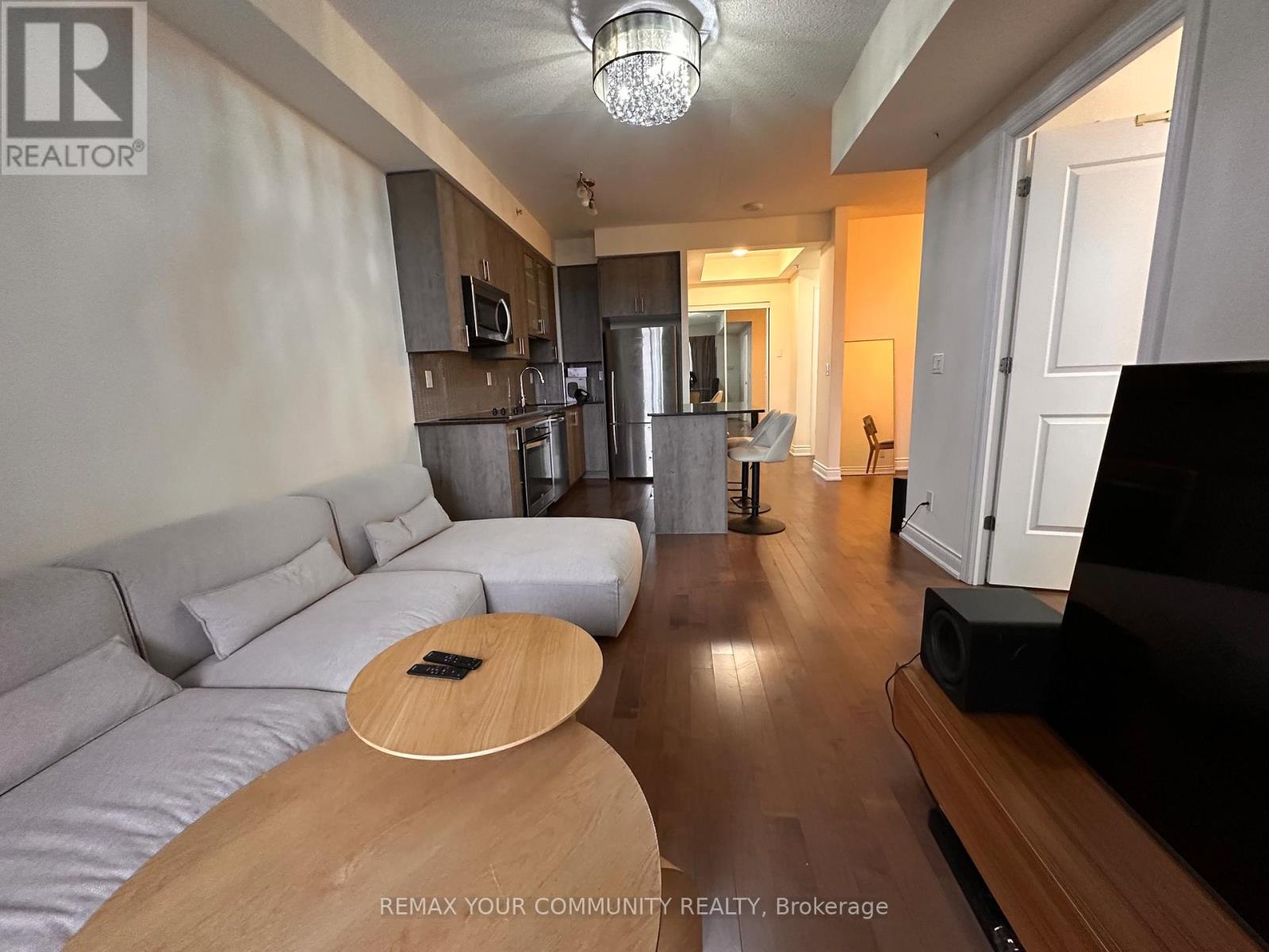 501 - 9088 Yonge Street, Richmond Hill, Ontario  L4C 0Y6 - Photo 9 - N12987140