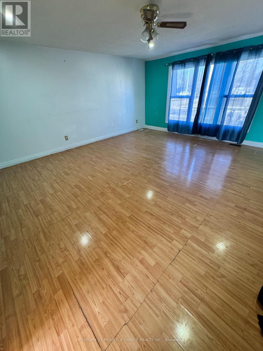 7610 Anaka Drive, Mississauga, Ontario  L4T 3H7 - Photo 27 - W12987104