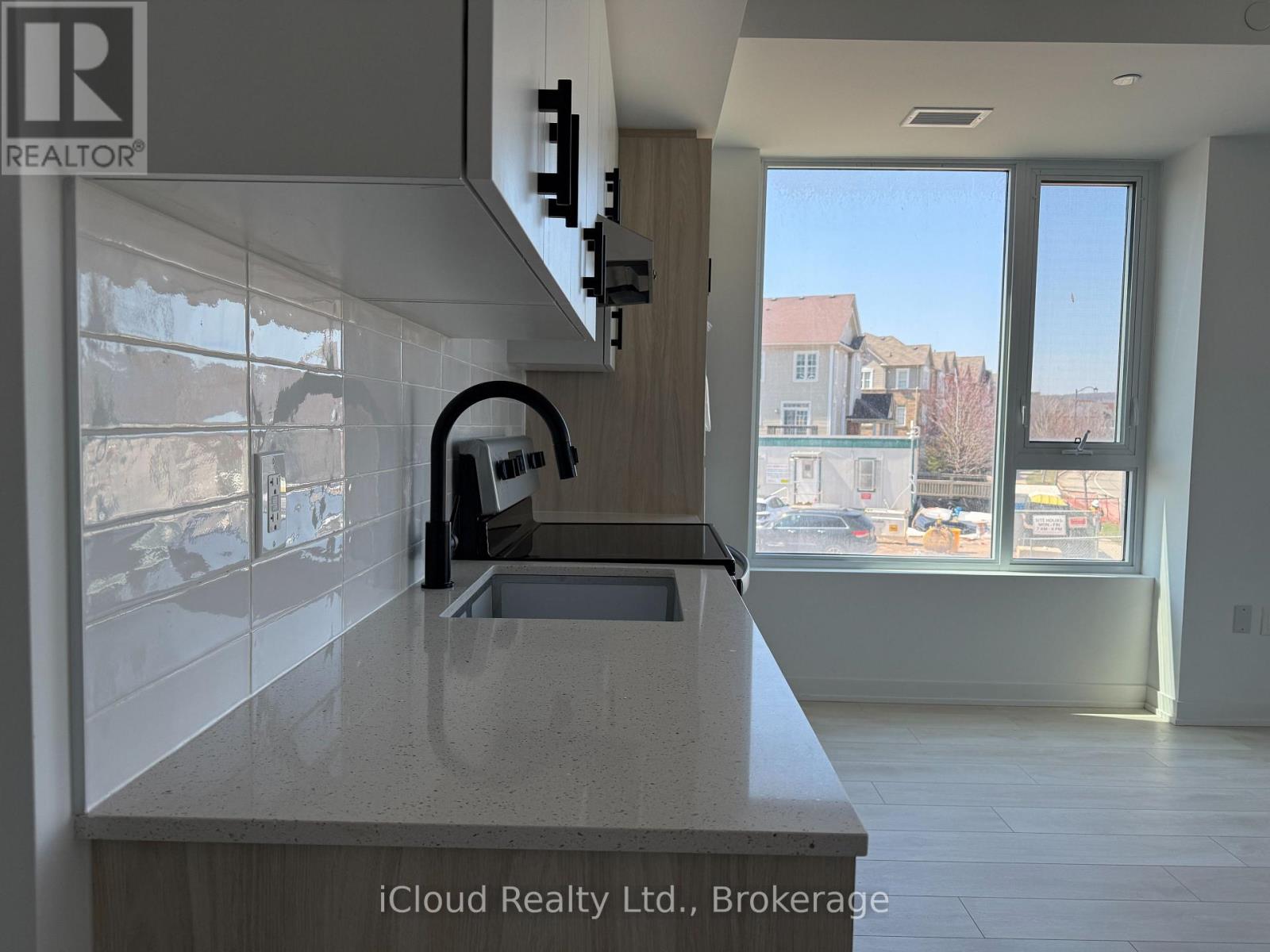 211 - 4878 Powers Common, Burlington, Ontario  L7M 2B4 - Photo 6 - W12987130