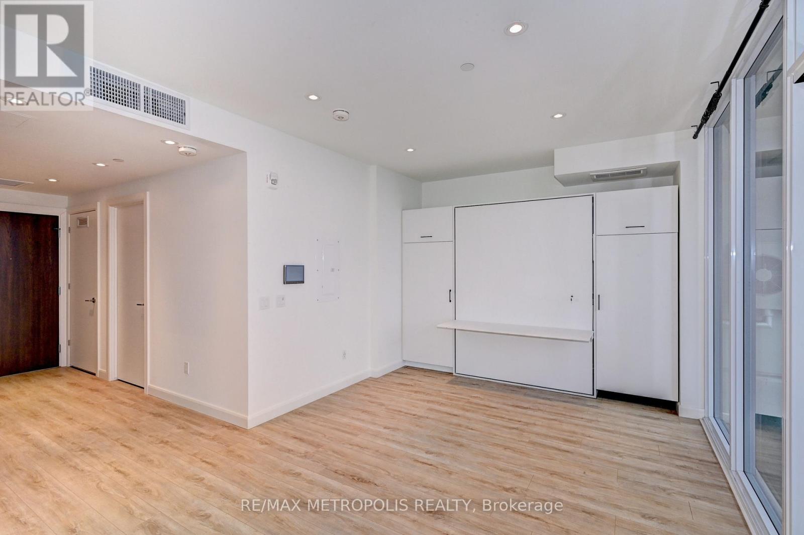 909 - 741 King Street W, Kitchener, Ontario  N2G 0E9 - Photo 23 - X12987114