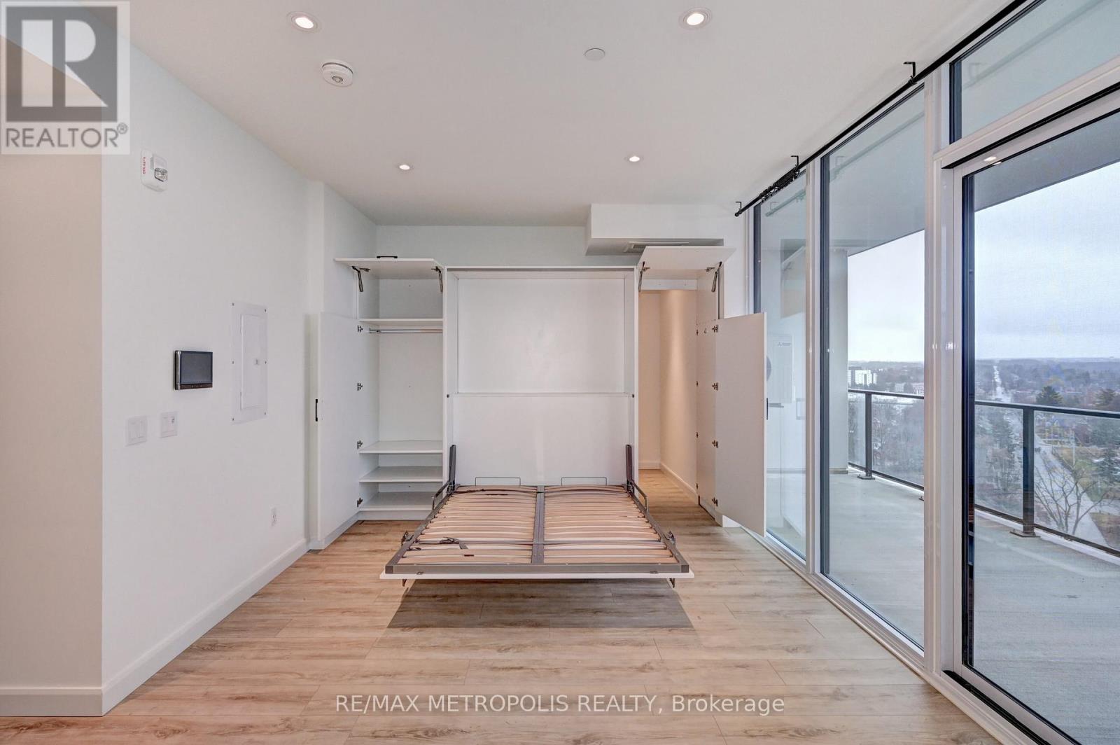 909 - 741 King Street W, Kitchener, Ontario  N2G 0E9 - Photo 28 - X12987114