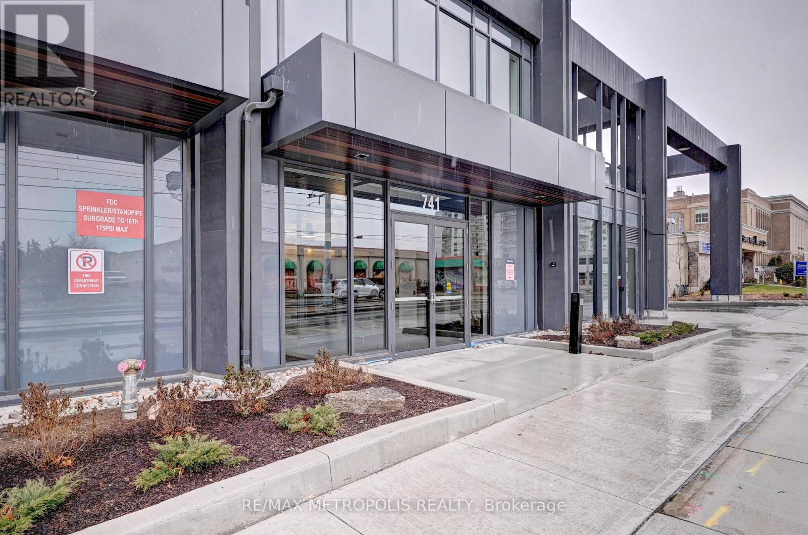 909 - 741 King Street W, Kitchener, Ontario  N2G 0E9 - Photo 4 - X12987114