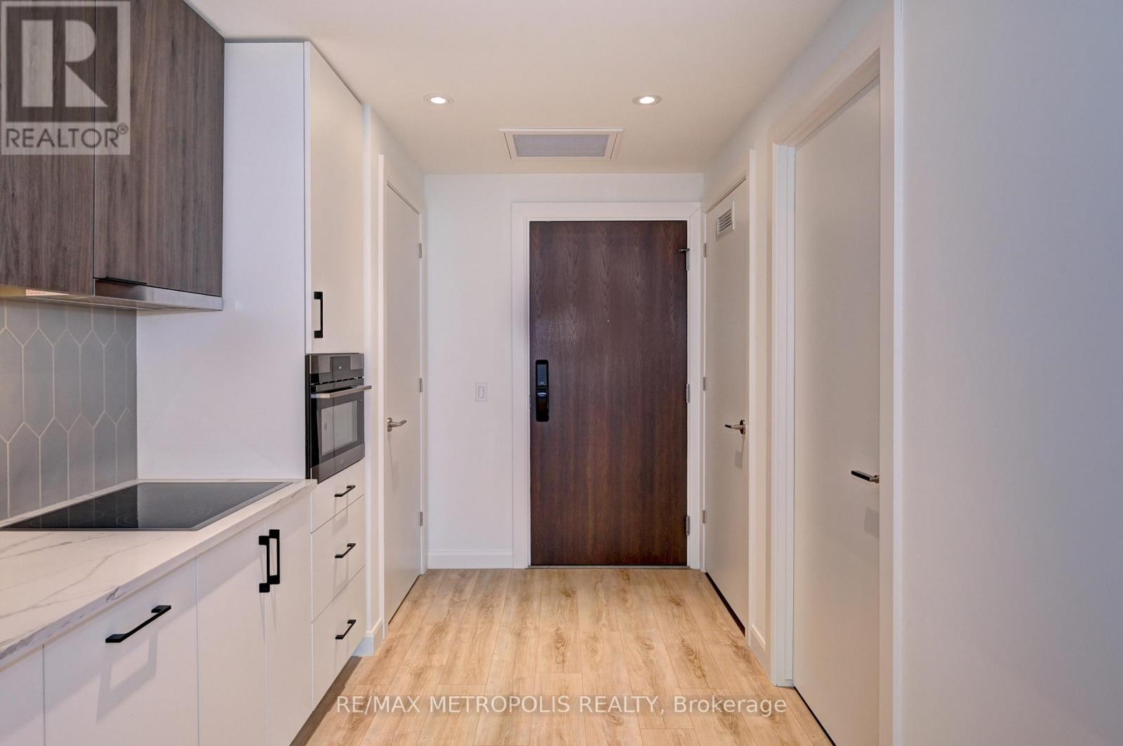 909 - 741 King Street W, Kitchener, Ontario  N2G 0E9 - Photo 8 - X12987114