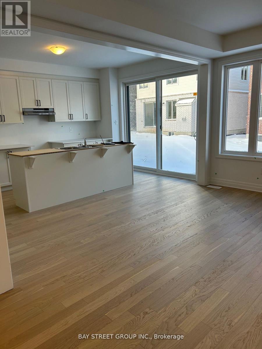 91 Milt Schmidt Street, Kitchener, Ontario  N2R 0T2 - Photo 5 - X12987152