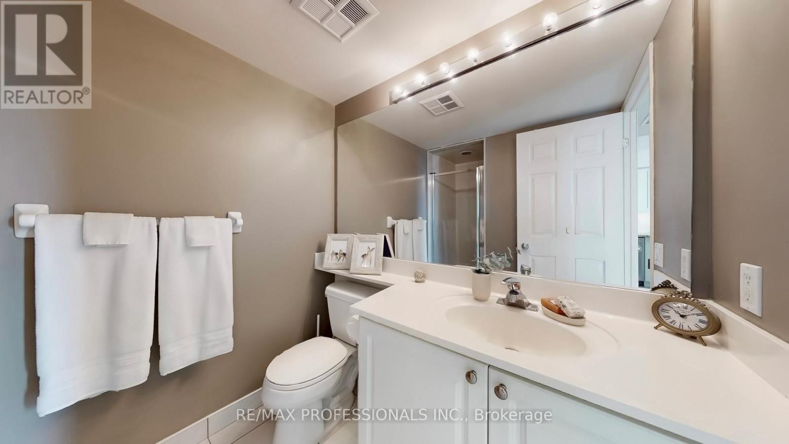 2705 - 30 Harrison Garden Boulevard, Toronto, Ontario M2N 7A9 - Photo 25 - C12986932