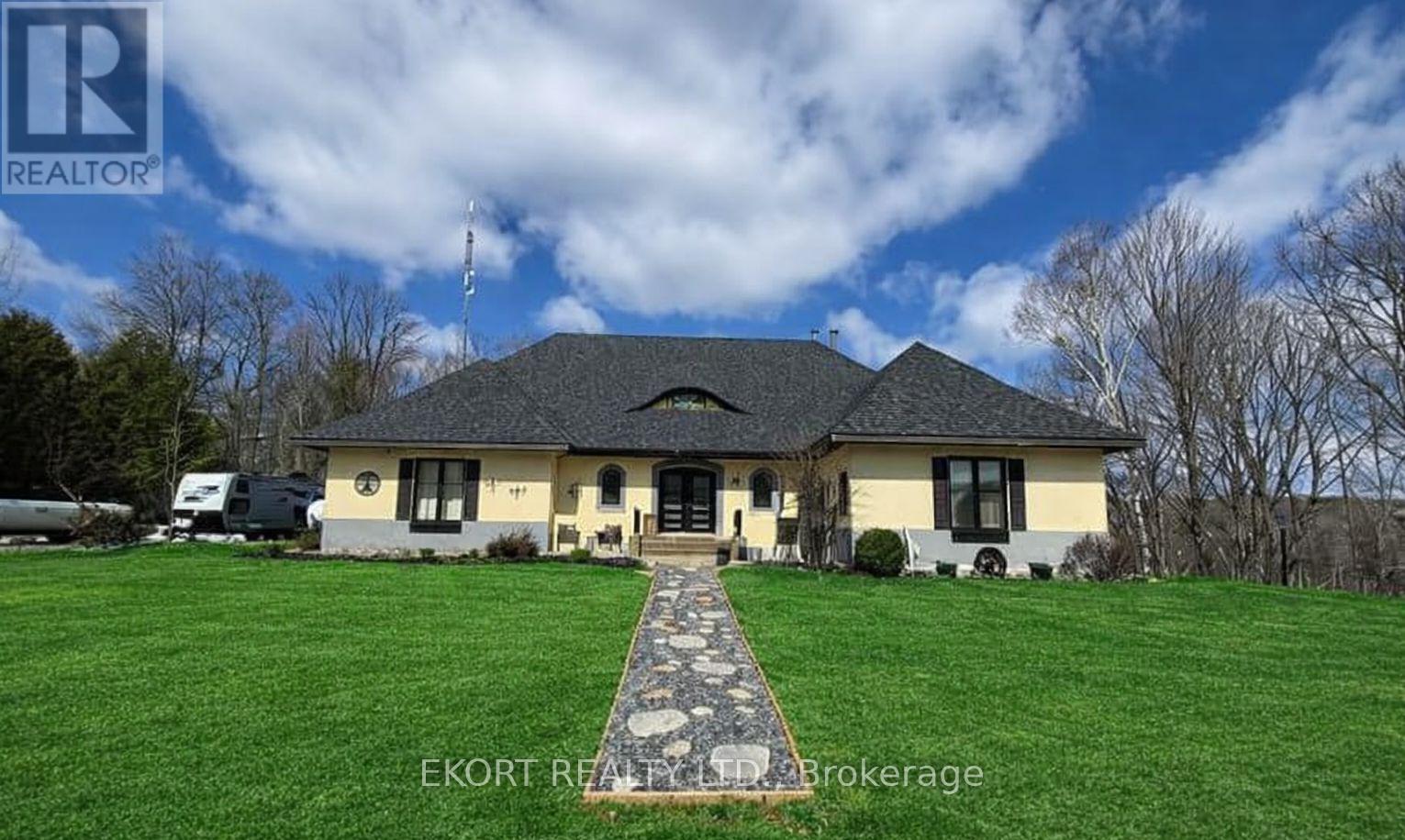 41 Maple Street, Bancroft (Bancroft Ward), Ontario  K0L 1C0 - Photo 2 - X12728006