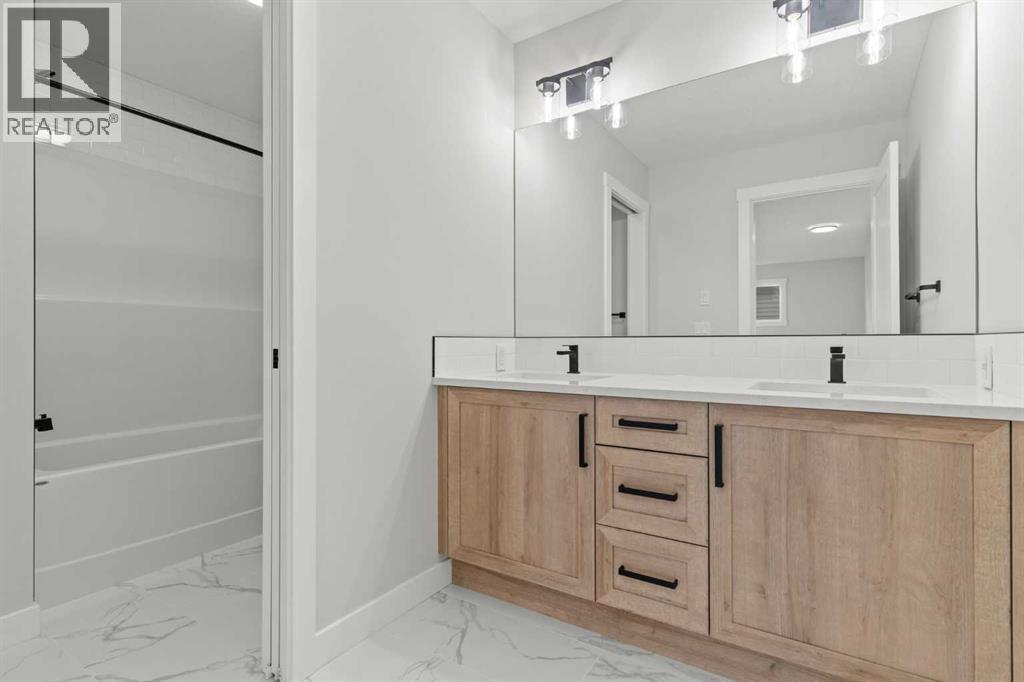 294 Kinniburgh Loop, Chestermere, Alberta  T1X 3C3 - Photo 33 - A2300591