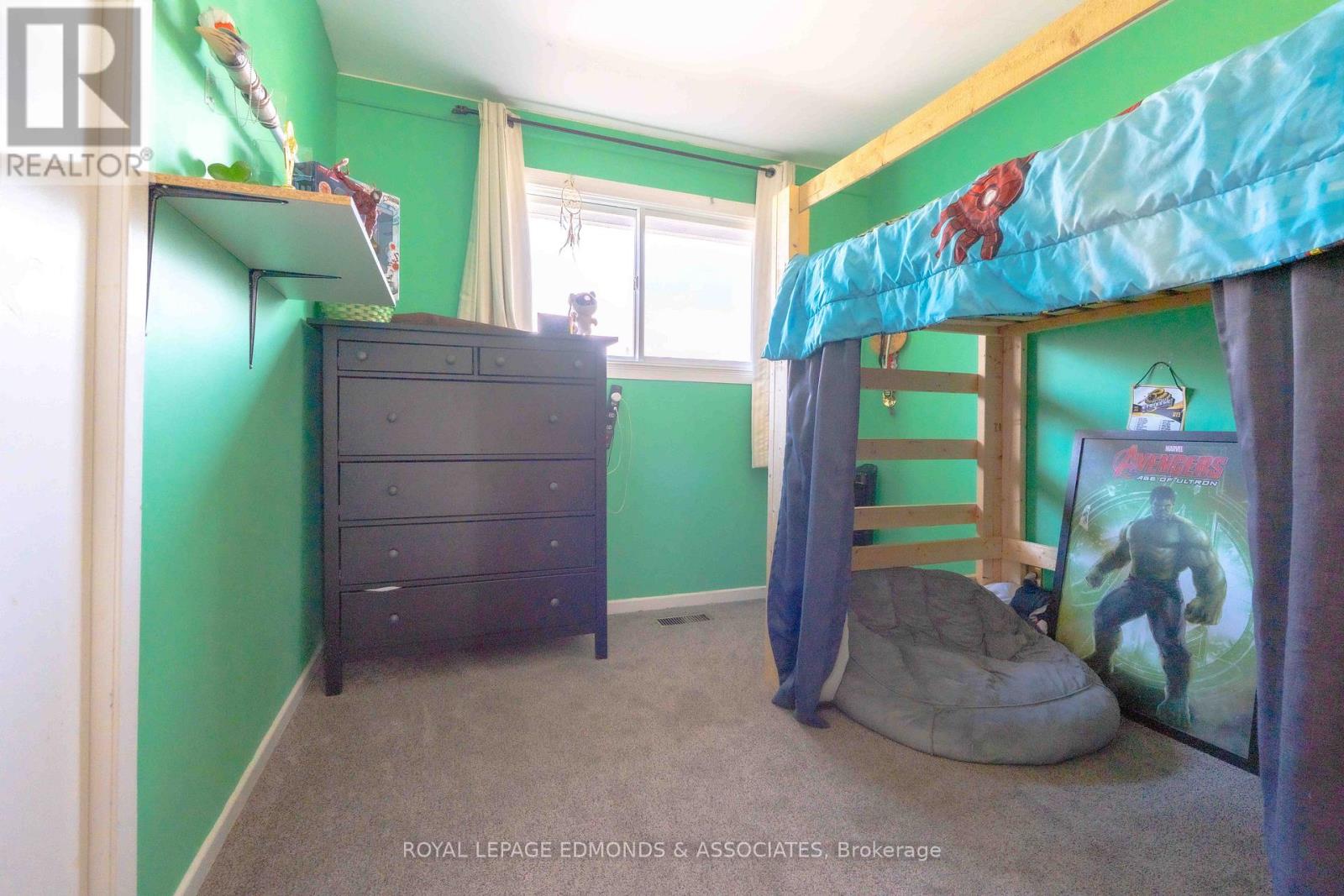 22 John Street, Petawawa, Ontario  K8H 1S4 - Photo 14 - X12987178