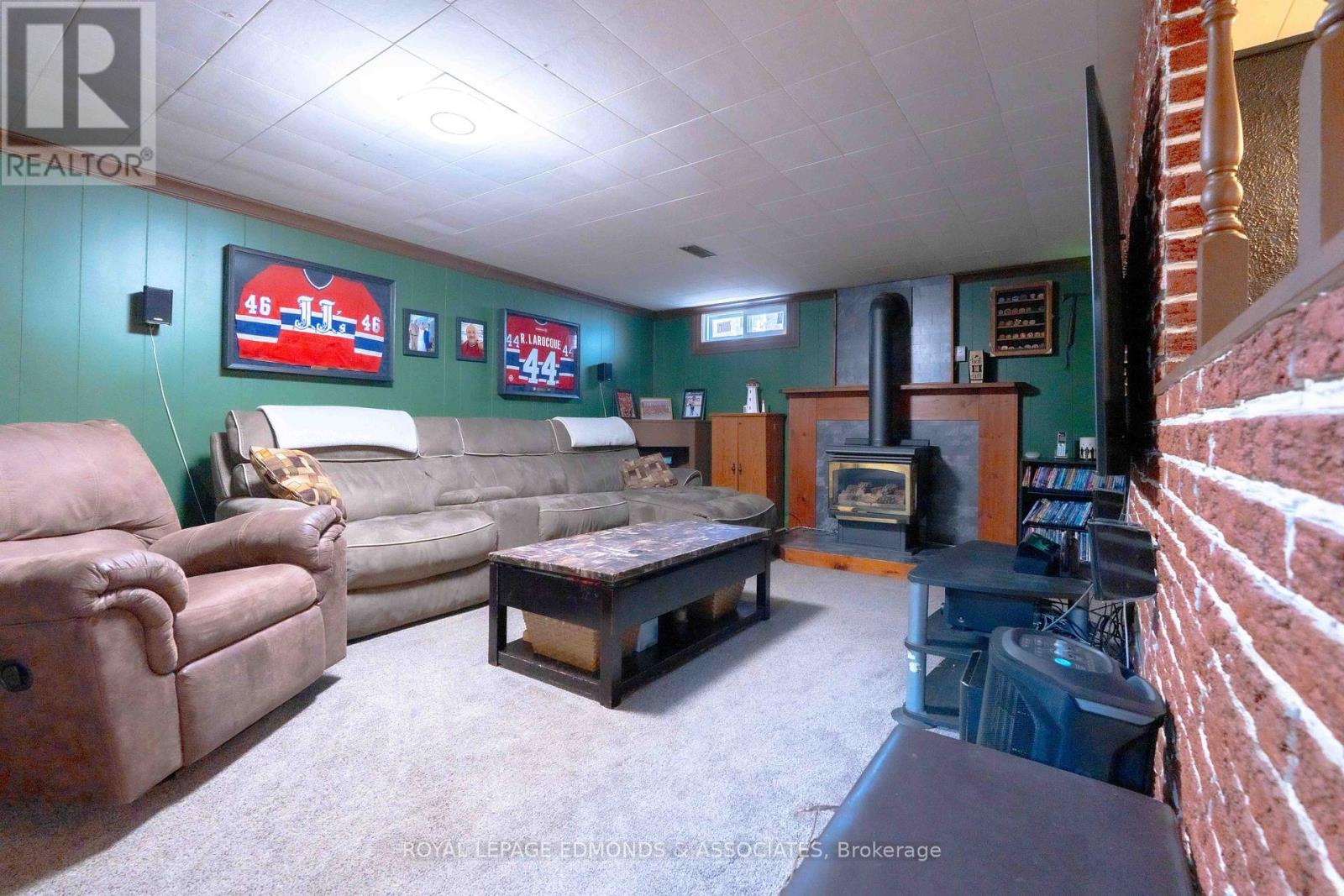 22 John Street, Petawawa, Ontario  K8H 1S4 - Photo 23 - X12987178