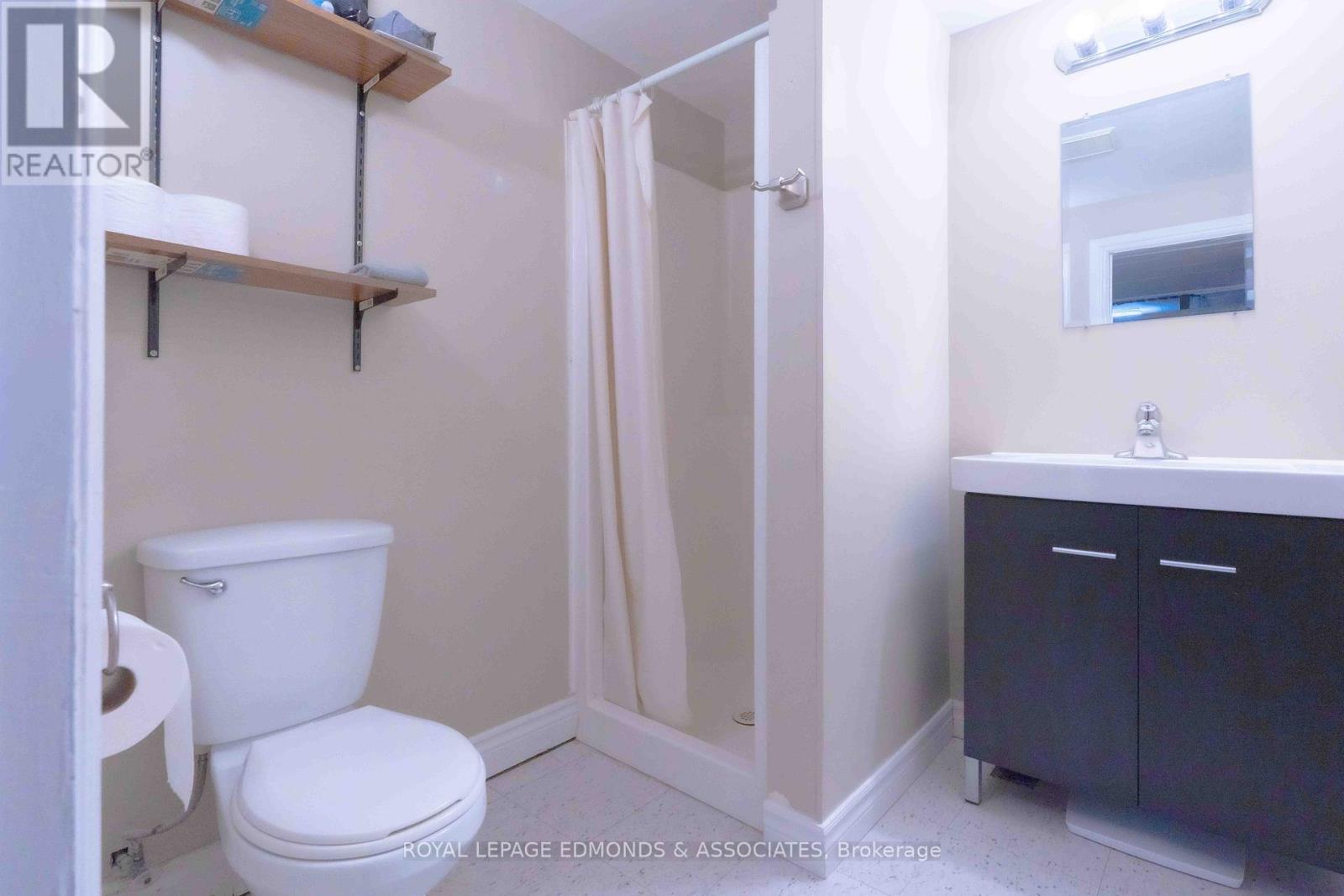 22 John Street, Petawawa, Ontario  K8H 1S4 - Photo 28 - X12987178