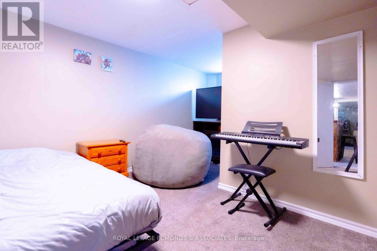 22 John Street, Petawawa, Ontario  K8H 1S4 - Photo 31 - X12987178