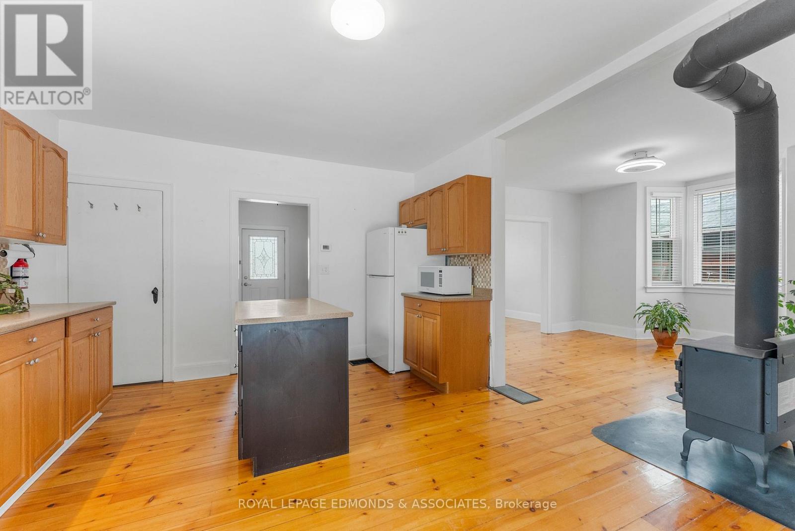 615 Moffat Street, Pembroke, Ontario  K8A 3Y2 - Photo 11 - X12987184