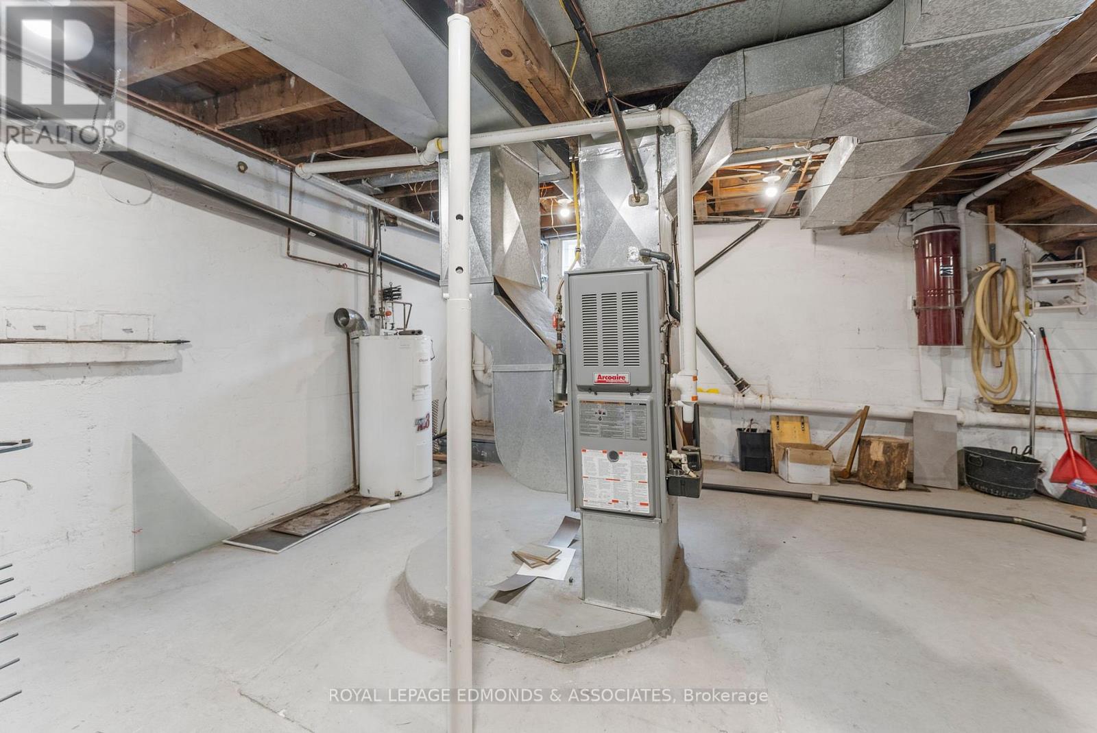 615 Moffat Street, Pembroke, Ontario  K8A 3Y2 - Photo 33 - X12987184