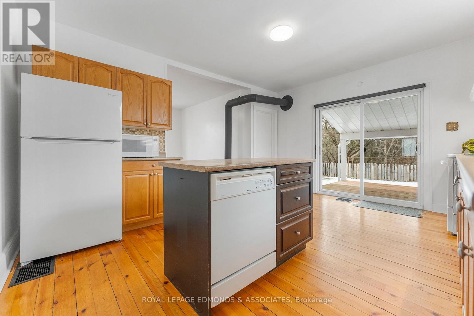 615 Moffat Street, Pembroke, Ontario  K8A 3Y2 - Photo 9 - X12987184