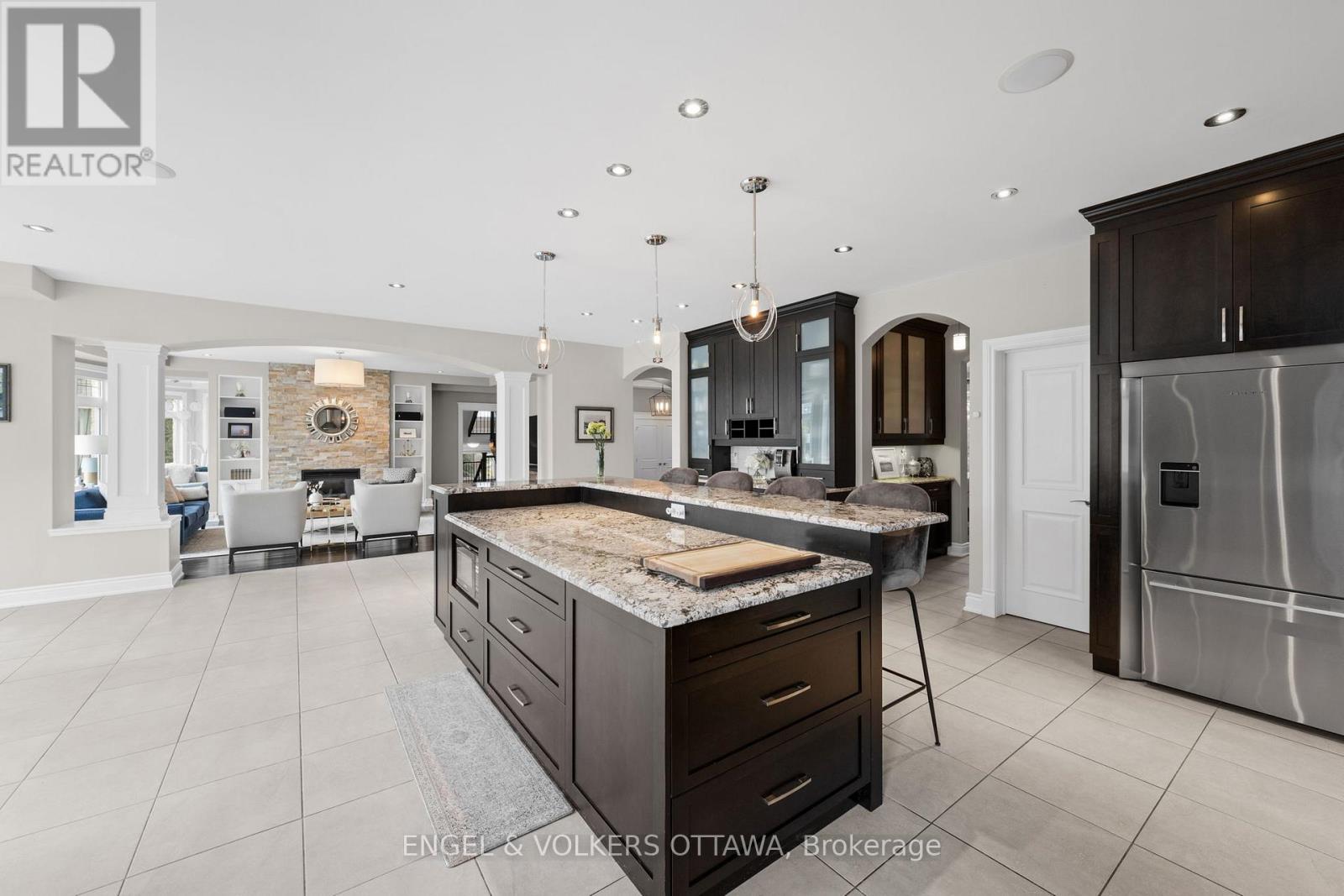 5796 Longhearth Way, Ottawa, Ontario  K4M 1M1 - Photo 10 - X12987180