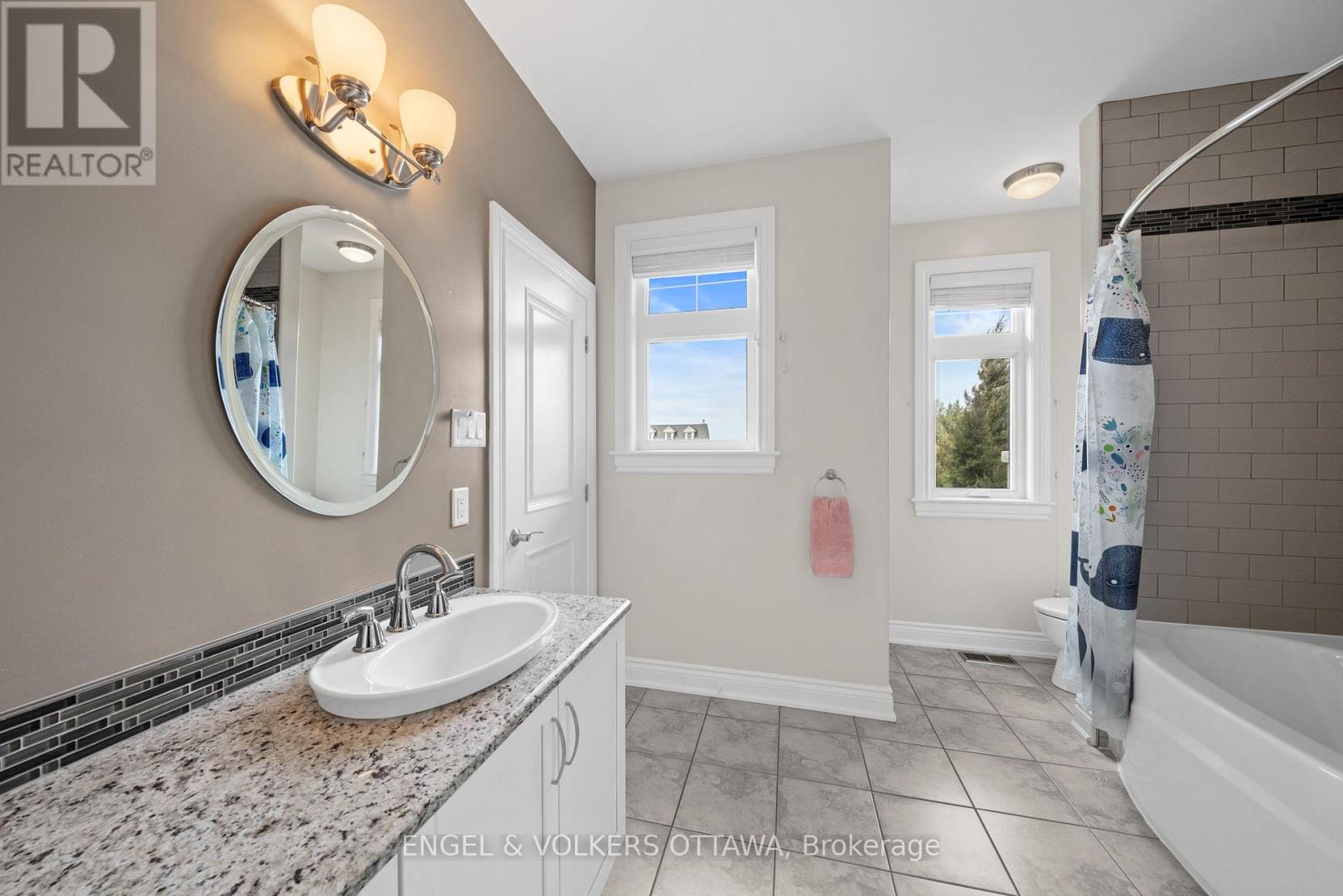 5796 Longhearth Way, Ottawa, Ontario  K4M 1M1 - Photo 33 - X12987180