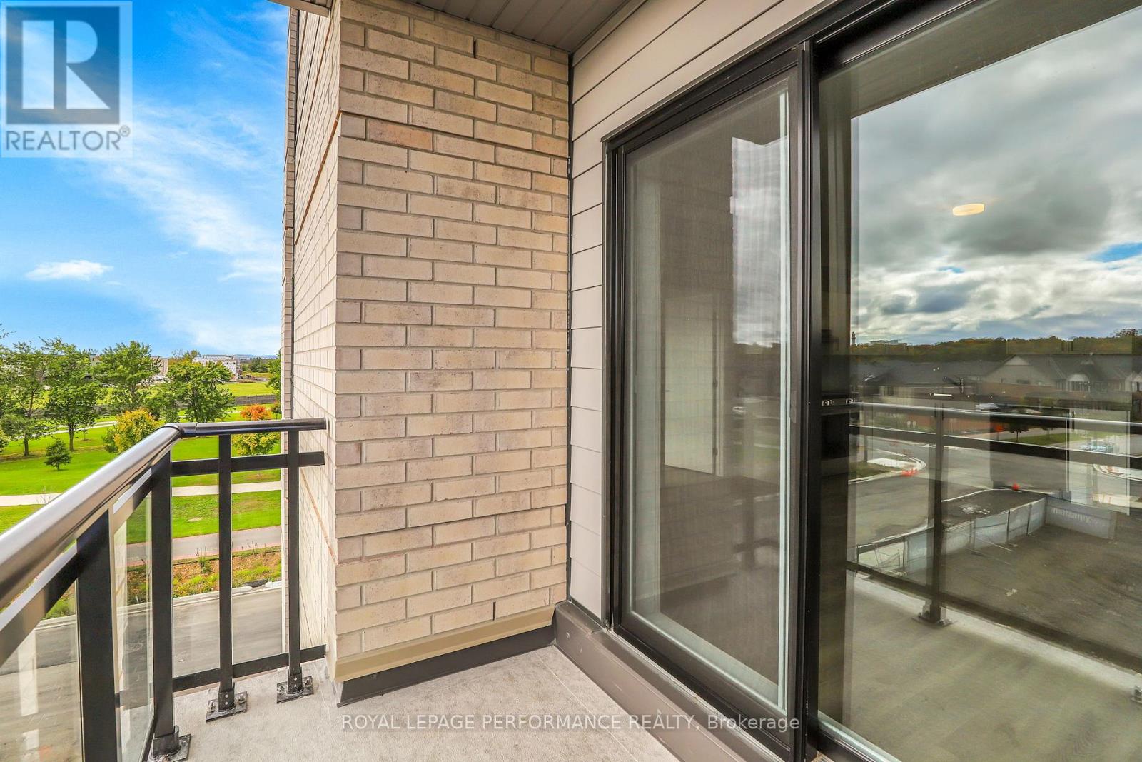 320 - 397 Codd's Road, Ottawa, Ontario  K1K 5C7 - Photo 18 - X12987186