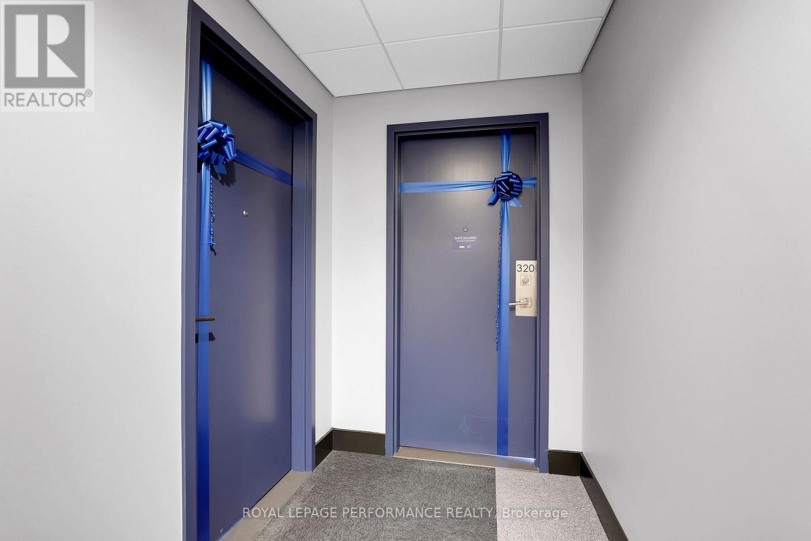 320 - 397 Codd's Road, Ottawa, Ontario  K1K 5C7 - Photo 4 - X12987186