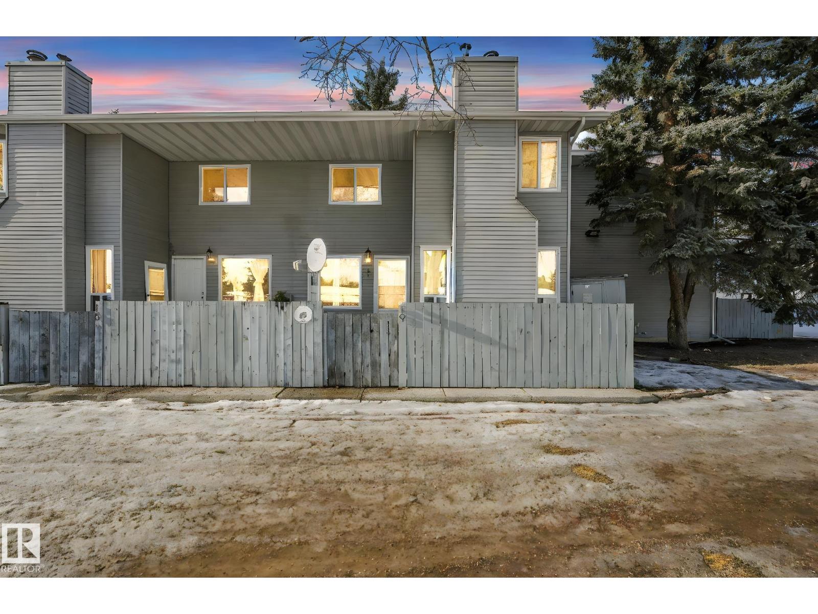 #19 1415 62 ST NW, Edmonton, Alberta