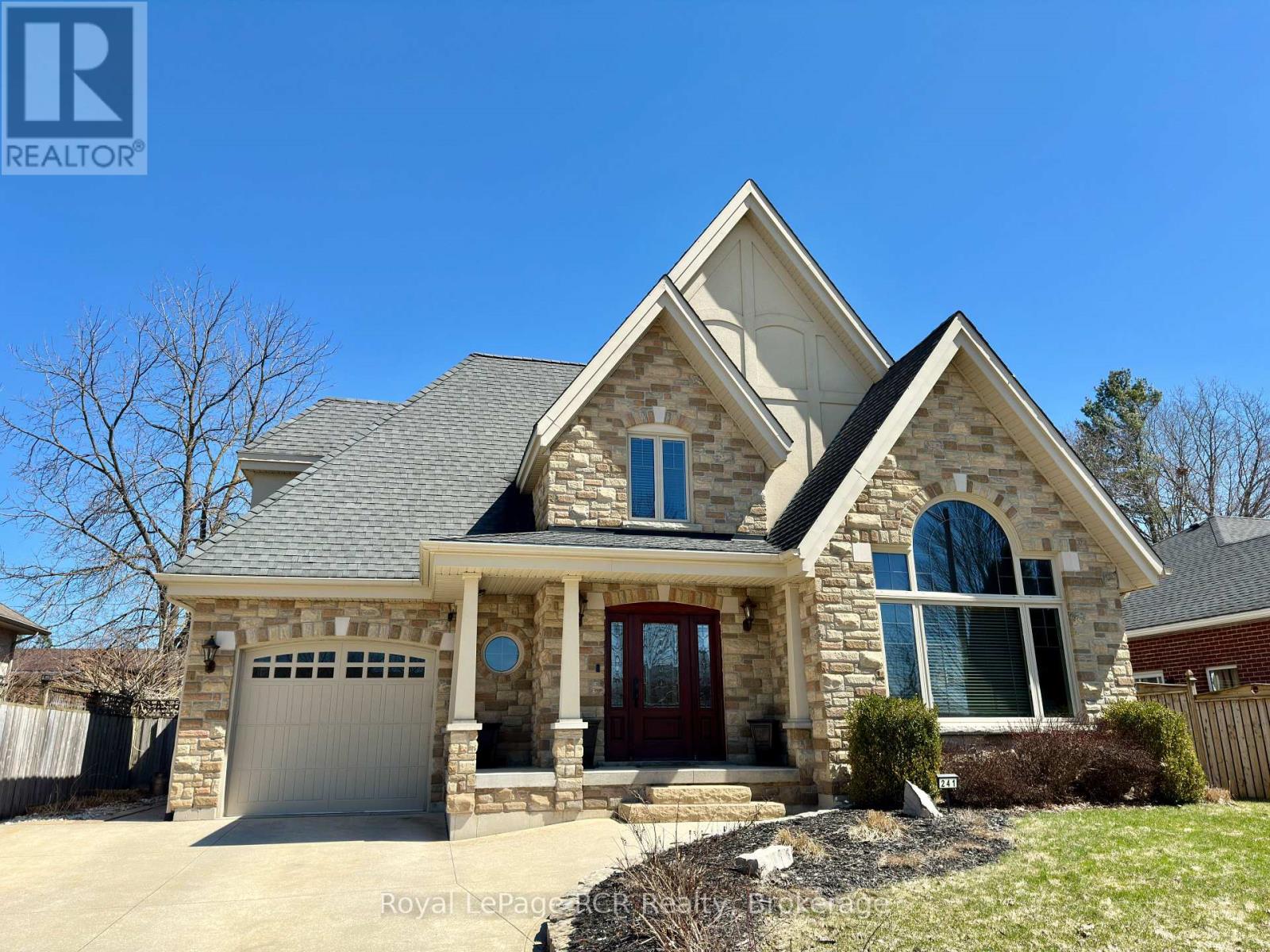 241 4TH STREET CRESCENT, Hanover, Ontario