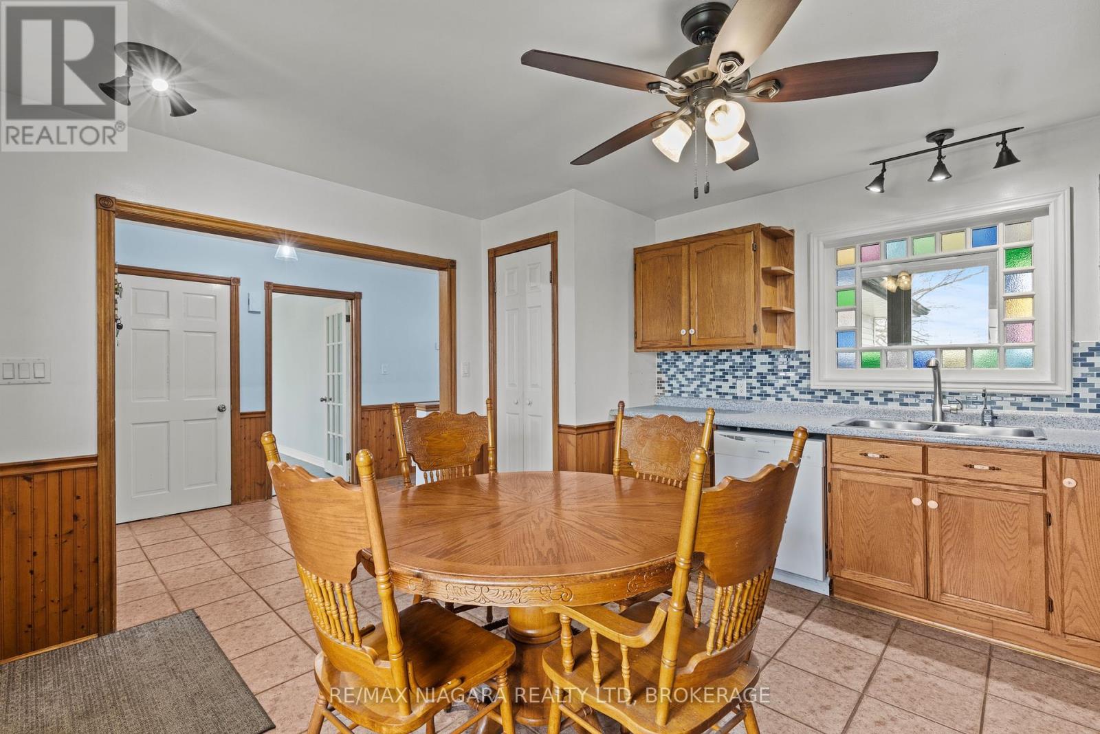 60826 Regional Rd 27 Road, Wainfleet (Marshville/winger), Ontario  L3B 5N6 - Photo 10 - X12987196