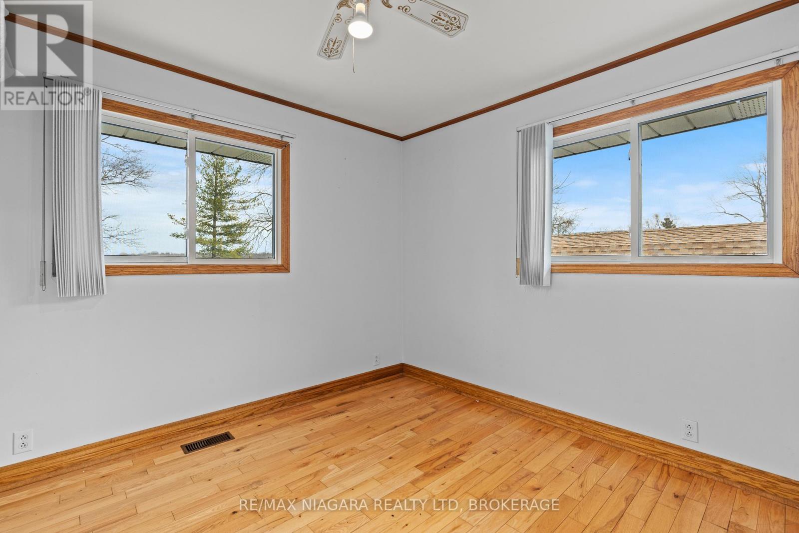 60826 Regional Rd 27 Road, Wainfleet (Marshville/winger), Ontario  L3B 5N6 - Photo 20 - X12987196