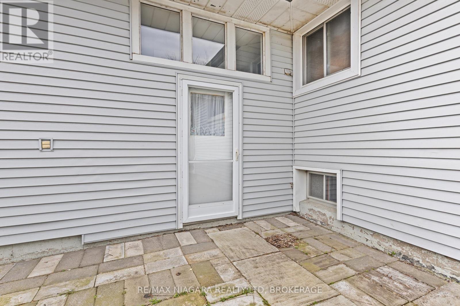 60826 Regional Rd 27 Road, Wainfleet (Marshville/winger), Ontario  L3B 5N6 - Photo 31 - X12987196