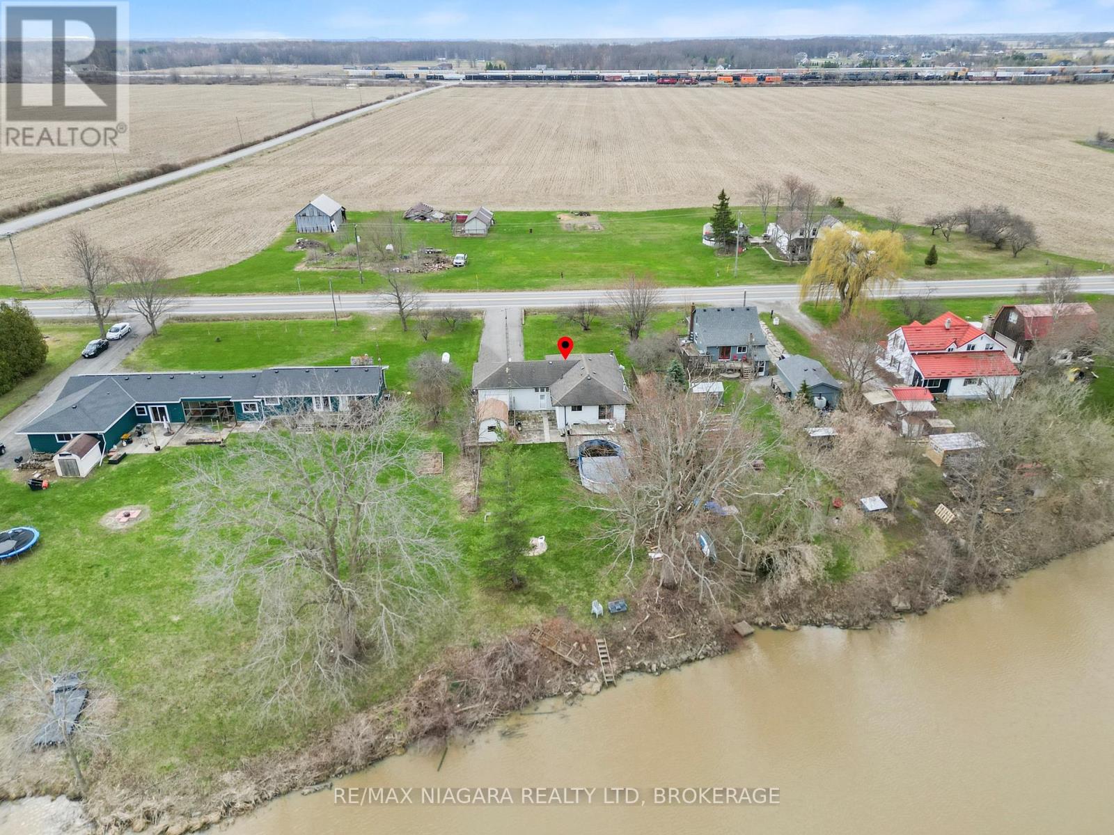 60826 Regional Rd 27 Road, Wainfleet (Marshville/winger), Ontario  L3B 5N6 - Photo 43 - X12987196