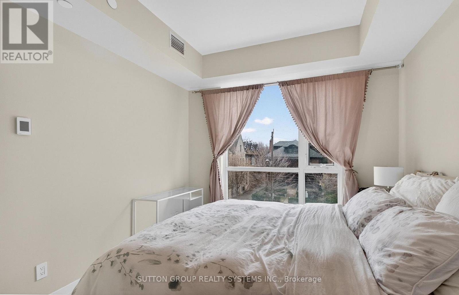 212 - 223 St Clair Avenue W, Toronto, Ontario  M4V 1R3 - Photo 16 - C12987202