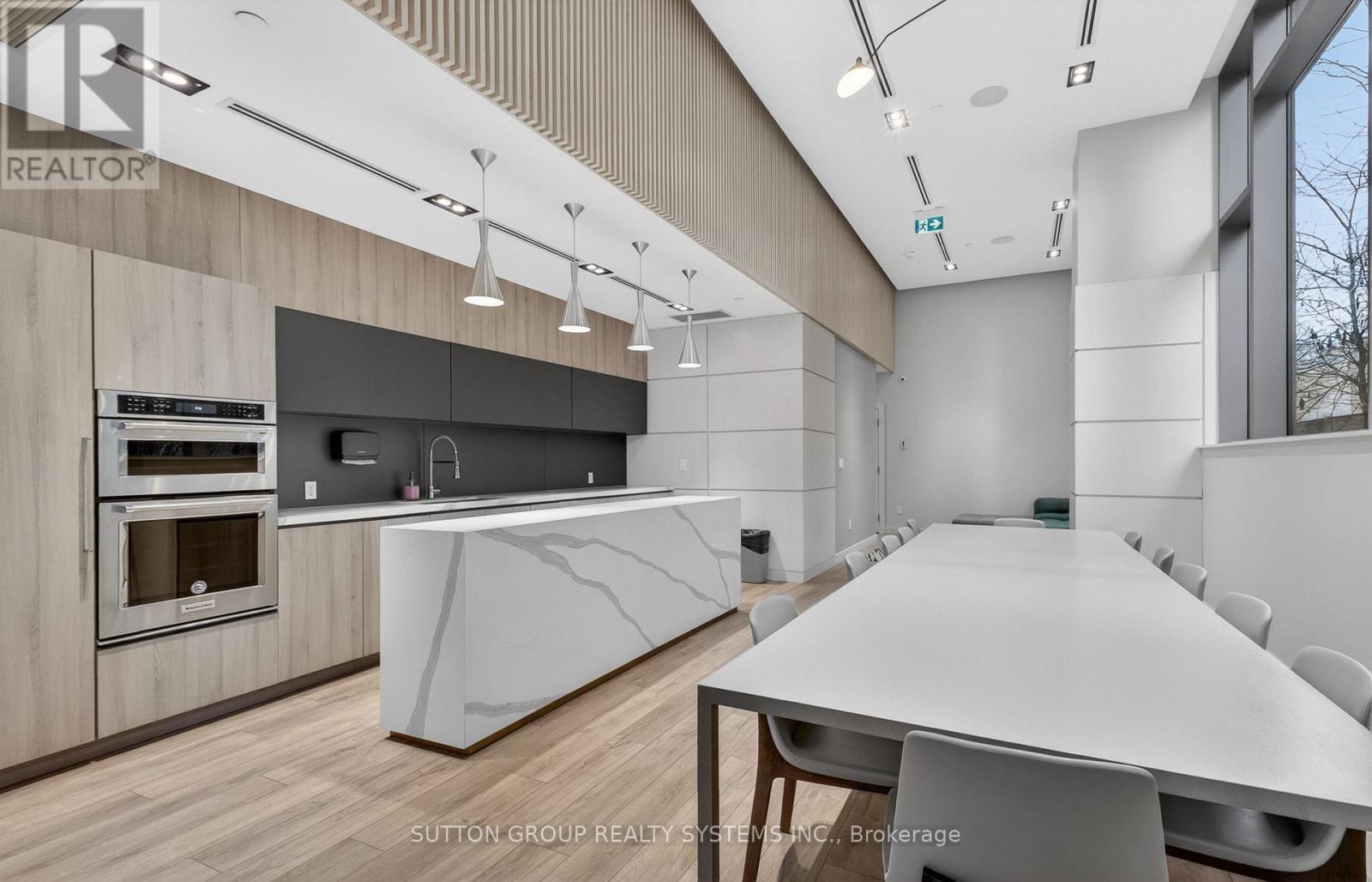 212 - 223 St Clair Avenue W, Toronto, Ontario  M4V 1R3 - Photo 29 - C12987202