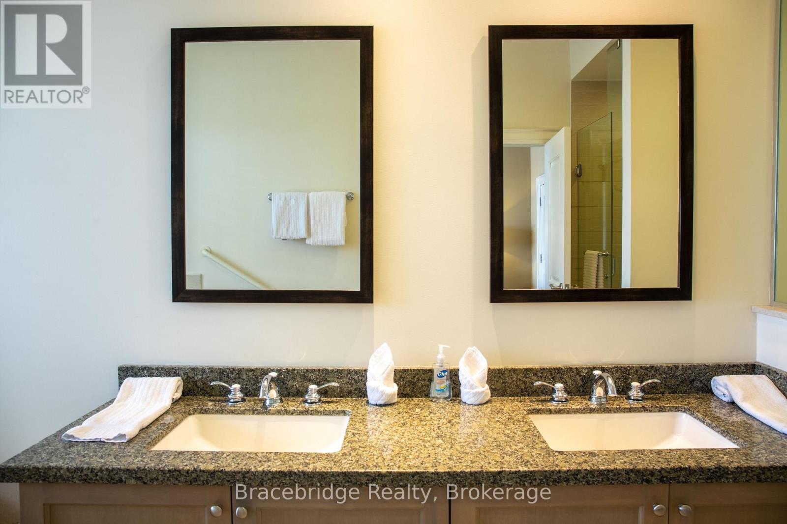 A201-A2 - 1869 Muskoka Rd 118 Highway W, Muskoka Lakes, Ontario  P1L 1W8 - Photo 15 - X12987208